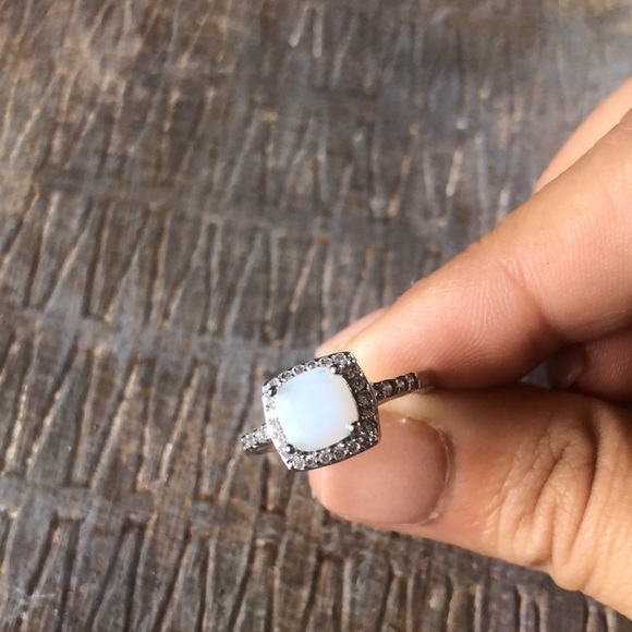 Ring - Picture 2 of 2